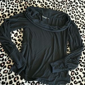 NWOT Abercrombie & Fitch Super Soft Long Sleeve
